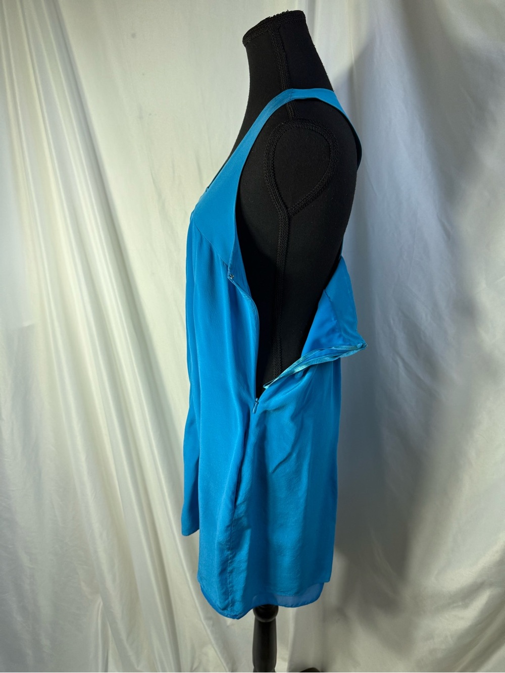 79) Banana Republic Blue Sleeveless Shift Dress Flowy Square Neck Midi. Ptp 17 - Picture 6 of 9